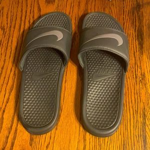 Men’s Nike slides size 11